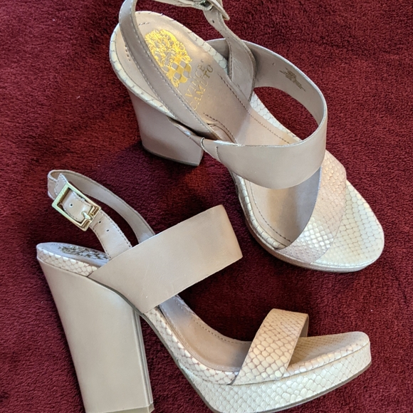 Vince Camuto Womens Ashes Lt Biege Combo Strappy Platform Sandals. 8M. NIB. - Picture 1 of 13